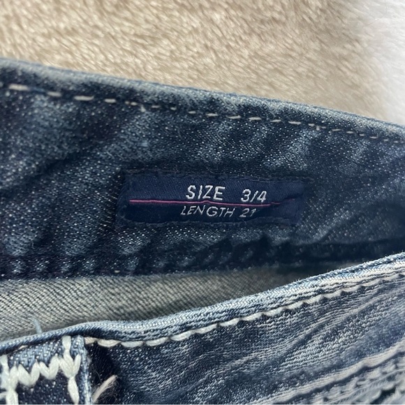 Vigoss The New York Capri women’s size 3/4 bling jewel buttons - Picture 9 of 10